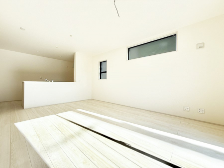 ���r���O�@���������R�Ɖ�b�����܂��A�S�n�悢�ЂƂƂ�