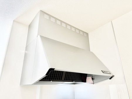 ���̑����ρ@�ݔ����������̏��C����������C��ɗU������A�����I�ɔr�����ł��܂��B