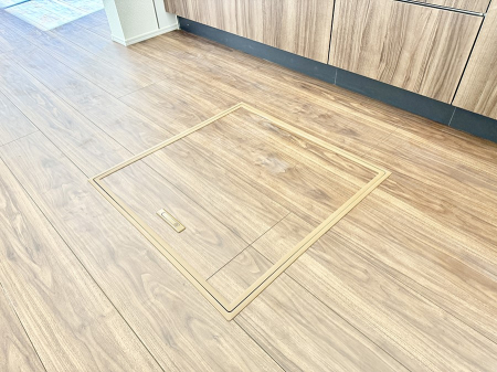 ���̑����ρ@�ݔ����B�ꂽ���[�X�y�[�X�ŉƑS�̂��X�b�L��