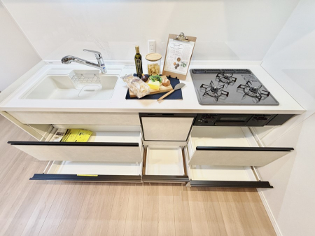 �L�b�`���@�������V���v���Ŕ������S�n�悢���Ԃ𐶂ރL�b�`�����