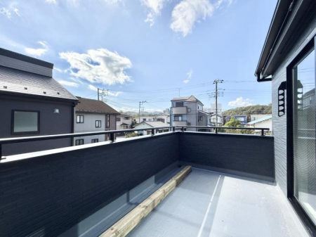 oRj[@ G߂̈ڂ낢JIȋԂł