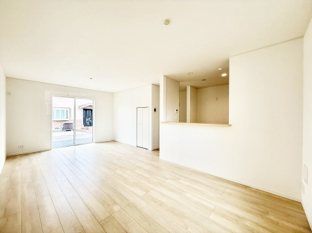 ���r���O�@���������R�Ɖ�b�����܂��A�S�n�悢�ЂƂƂ�