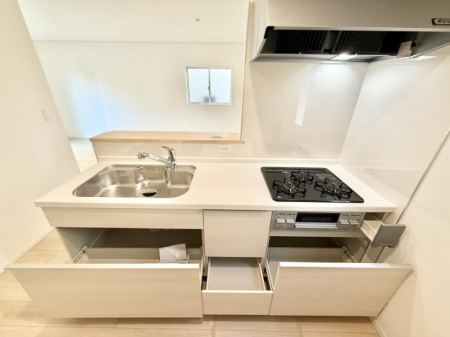 �L�b�`���@�������Ƒ����J��[�߂�A������̂���L�b�`��