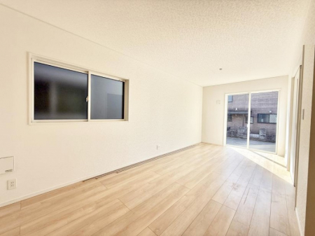 ���r���O�@���������C�ɓ���̏ꏊ�ŁA�̂�т�Ƃ������Ԃ�