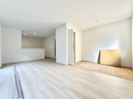 ���r���O�@���������났�ƏΊ炪�W�܂�A�S���܂郊�r���O