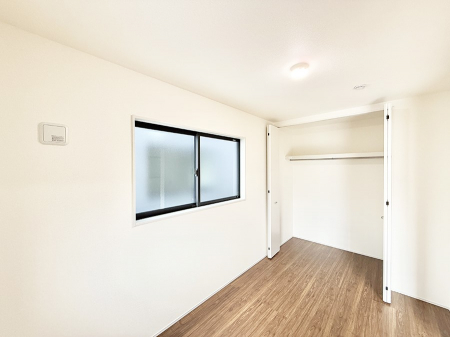 ̑ρ@F̂ŉ₩ȎԂy߂܂