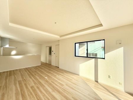 rO@났ƏΊ炪W܂AS܂郊rO