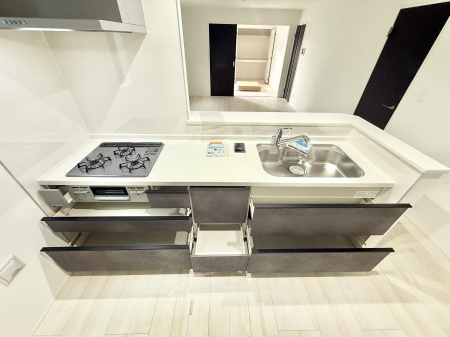 �L�b�`���@�������Ƒ��ƂȂ���A�R�~���j�P�[�V�����̏�