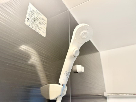 ���̑����ρ@�ݔ����킴�킴�V�����[�����̃��o�[�܂Ŏ��L�΂��K�v���Ȃ��A�ȒP�Ɏ~���ł���