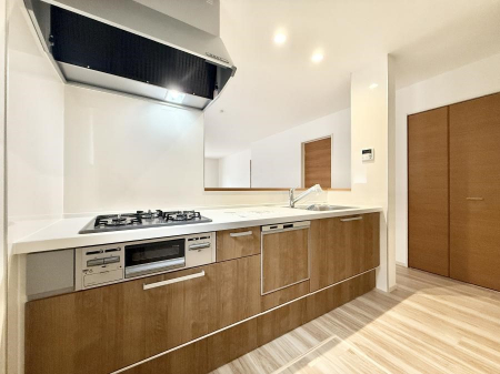 �L�b�`���@�������V���v���Ŕ������S�n�悢���Ԃ𐶂ރL�b�`�����