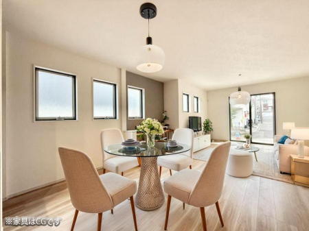 ���r���O�@���������R�Ɖ�b�����܂��A�S�n�悢�ЂƂƂ�