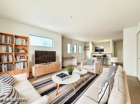 ���r���O�@���������R�Ɖ�b�����܂��A�S�n�悢�ЂƂƂ�