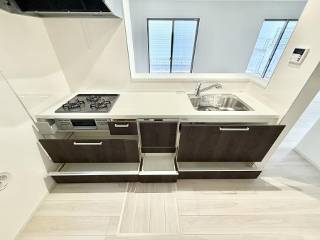 �L�b�`���@�������Ƒ��ƂȂ���A�R�~���j�P�[�V�����̏�