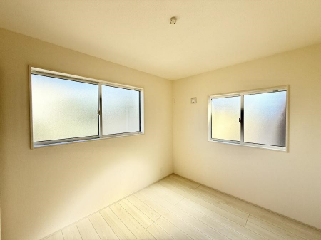 ̑ρ@F̂ŉ₩ȎԂy߂܂