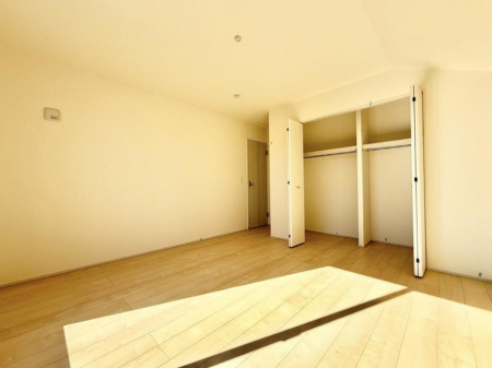 �Q���@���������̔z�u��ʋC���̗ǂ��݌v�ŕ����̋�C�������炸�A��ɐV�N�ȋ�C������܂�