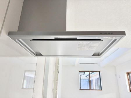 ���̑����ρ@�ݔ����t�[�h�ɕ����Ă���ׁA���������C��ɗU������A�����I�ɔr�����ł��܂�