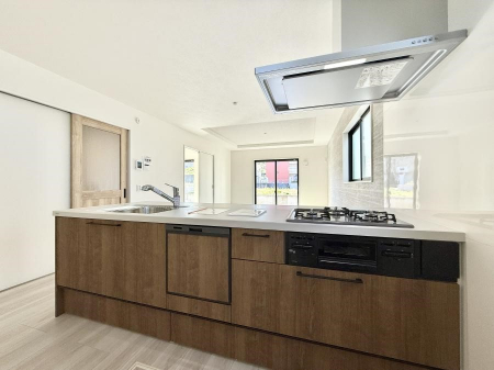 �L�b�`���@�����������������Ԃ����܂��A�Ί炠�ӂ��L�b�`��