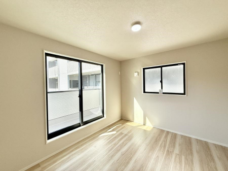 �Q���@�������Ƌ�����܂��z�u����΍L�X�Ƃ�����Ԃ��g�������₷���A�����b�N�X�������Ԃ��߂����܂�