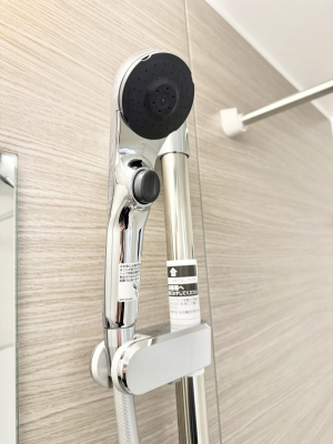 ���̑����ρ@�ݔ����킴�킴�V�����[�����̃��o�[�܂Ŏ��L�΂��K�v���Ȃ��A�ȒP�Ɏ~���ł���