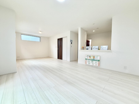 ���r���O�@���������R�Ɖ�b�����܂��A�S�n�悢�ЂƂƂ�