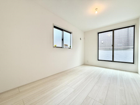 �Q���@���������̔z�u��ʋC���̗ǂ��݌v�ŕ����̋�C�������炸�A��ɐV�N�ȋ�C������܂�