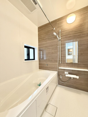 �����@����������̔�������A�S����������Ԃł�