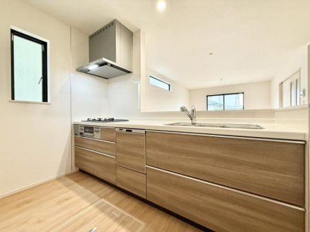 �L�b�`���@���������y���݂ƐH�ׂ�K����͂���L�b�`��