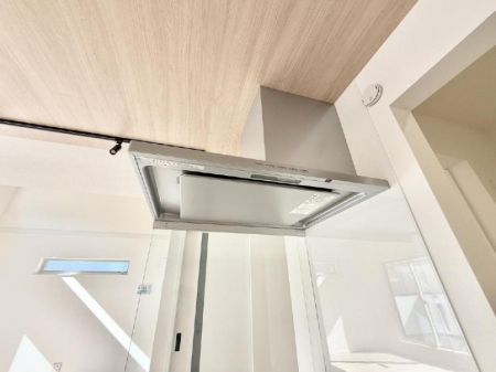 ���̑����ρ@�ݔ����������̏��C����������C��ɗU������A�����I�ɔr�����ł��܂��B