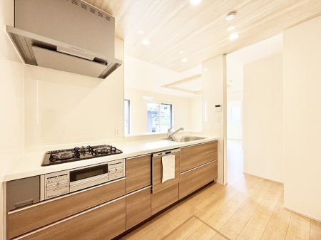 �L�b�`���@�������V���v���Ŕ������S�n�悢���Ԃ𐶂ރL�b�`�����