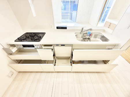 �L�b�`���@�������Ƒ����J��[�߂�A������̂���L�b�`��