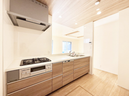 �L�b�`���@�������Ƒ����J��[�߂�A������̂���L�b�`��