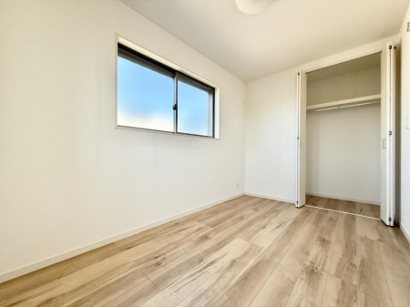 �Q���@�������Ƌ�����܂��z�u����΍L�X�Ƃ�����Ԃ��g�������₷���A�����b�N�X�������Ԃ��߂����܂�