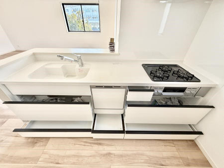 �L�b�`���@�����������������Ԃ����܂��A�Ί炠�ӂ��L�b�`��