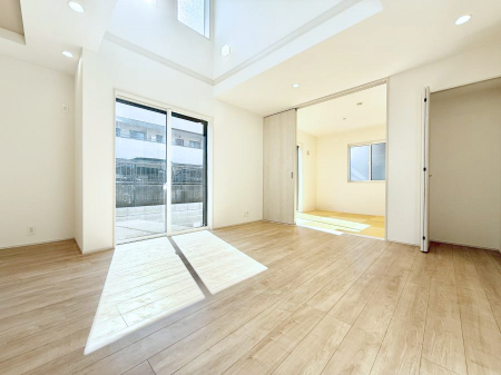 ���r���O�@�����������������Ɠ��ʂɂ���A�e���̋��