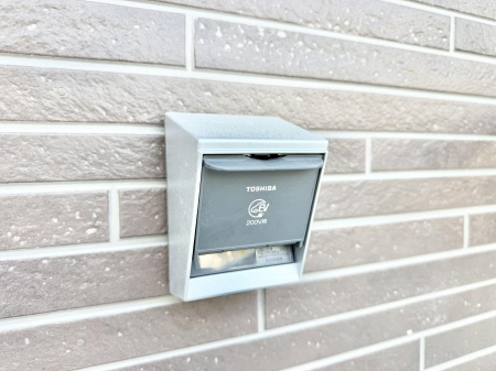 ���̑����ρ@�ݔ�������ŊȒP�ɏ[�d�ł��A�G�R�ȃJ�[���C�t���T�|�[�g