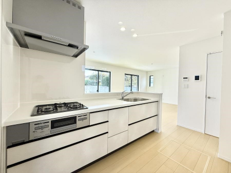 �L�b�`���@�������V���v���Ŕ������S�n�悢���Ԃ𐶂ރL�b�`�����