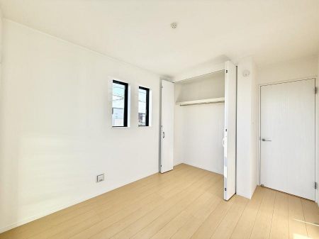 �q�������@�������v���C�x�[�g��ԂƂ��ĐÂ��ŗ�������������񋟂��Ă���܂�