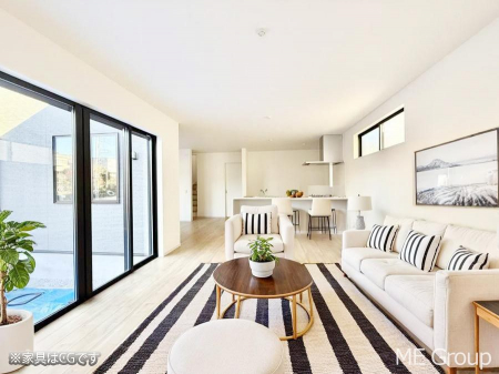 ���r���O�@���������S�n�̂����A���z�̃��r���O