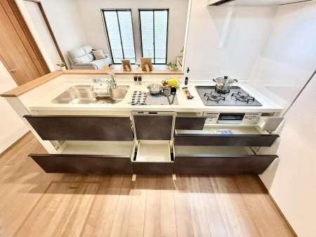 Lb`@CȂʂɂA̋ԁƋ̓C[Wł