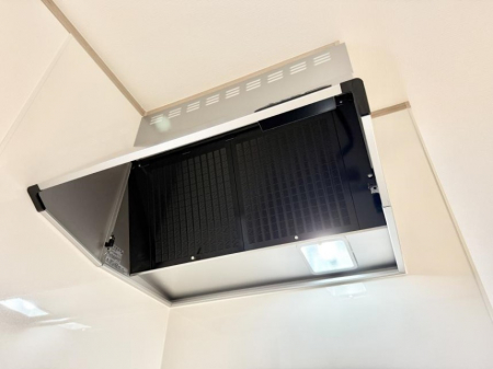 ���̑����ρ@�ݔ����������̏��C����������C��ɗU������A�����I�ɔr�����ł��܂��B