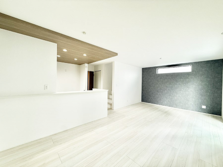 rO@Cɓ̏ꏊŁÂтƂԂ