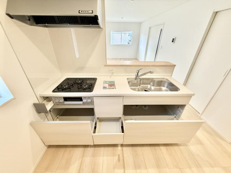 �L�b�`���@�������A�C�f�A�L����A�N���G�C�e�B�u�ȗ������