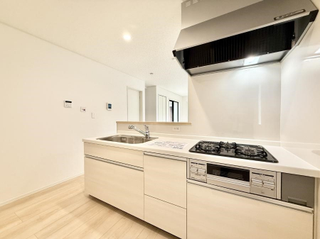 �L�b�`���@�������V���v���Ŕ������S�n�悢���Ԃ𐶂ރL�b�`�����