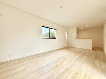 ���r���O�@���������R�Ɖ�b�����܂��A�S�n�悢�ЂƂƂ�