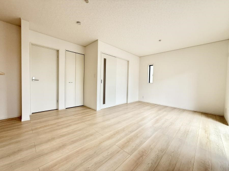 ���r���O�@���������R�Ɖ�b�����܂��A�S�n�悢�ЂƂƂ�