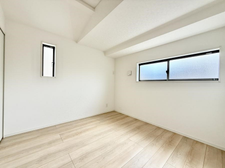 �Q���@���������̔z�u��ʋC���̗ǂ��݌v�ŕ����̋�C�������炸�A��ɐV�N�ȋ�C������܂�