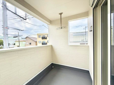 �o���R�j�[�@������ ��𒭂߂Ȃ���A�ق��ƈꑧ������ʂȋ��