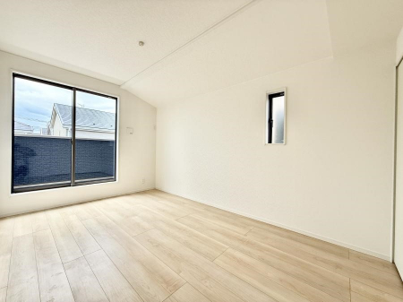 �Q���@�������Ƌ�����܂��z�u����΍L�X�Ƃ�����Ԃ��g�������₷���A�����b�N�X�������Ԃ��߂����܂�