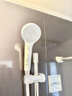 ���̑����ρ@�ݔ����킴�킴�V�����[�����̃��o�[�܂Ŏ��L�΂��K�v���Ȃ��A�ȒP�Ɏ~���ł���