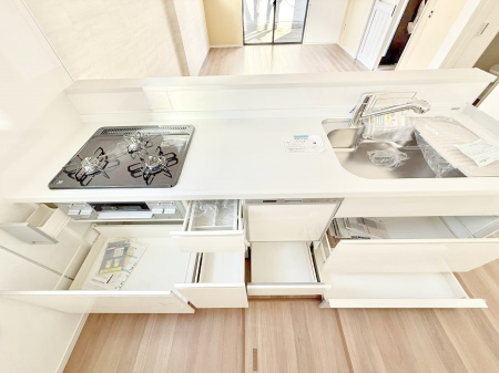 �L�b�`���@�������Ƒ����J��[�߂�A������̂���L�b�`��